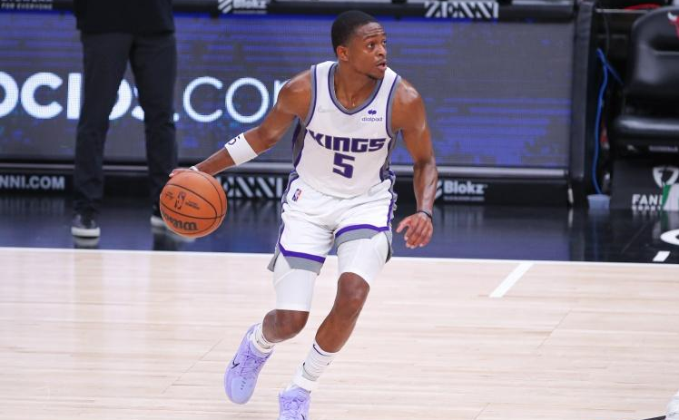 迈克-布朗：天空才是福克斯的极限 我会给他施加压力