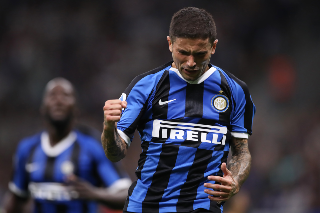 佛罗伦萨有意引进森西替代托雷拉 边路引援首选多多