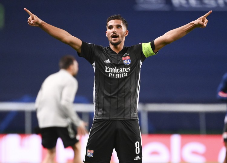 包括贝蒂斯和皇家社会在内的多支球队有意奥亚尔