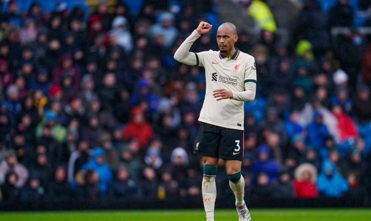 法比尼奥：曼城显然是英超夺冠热门，要想击败他们夺冠很难