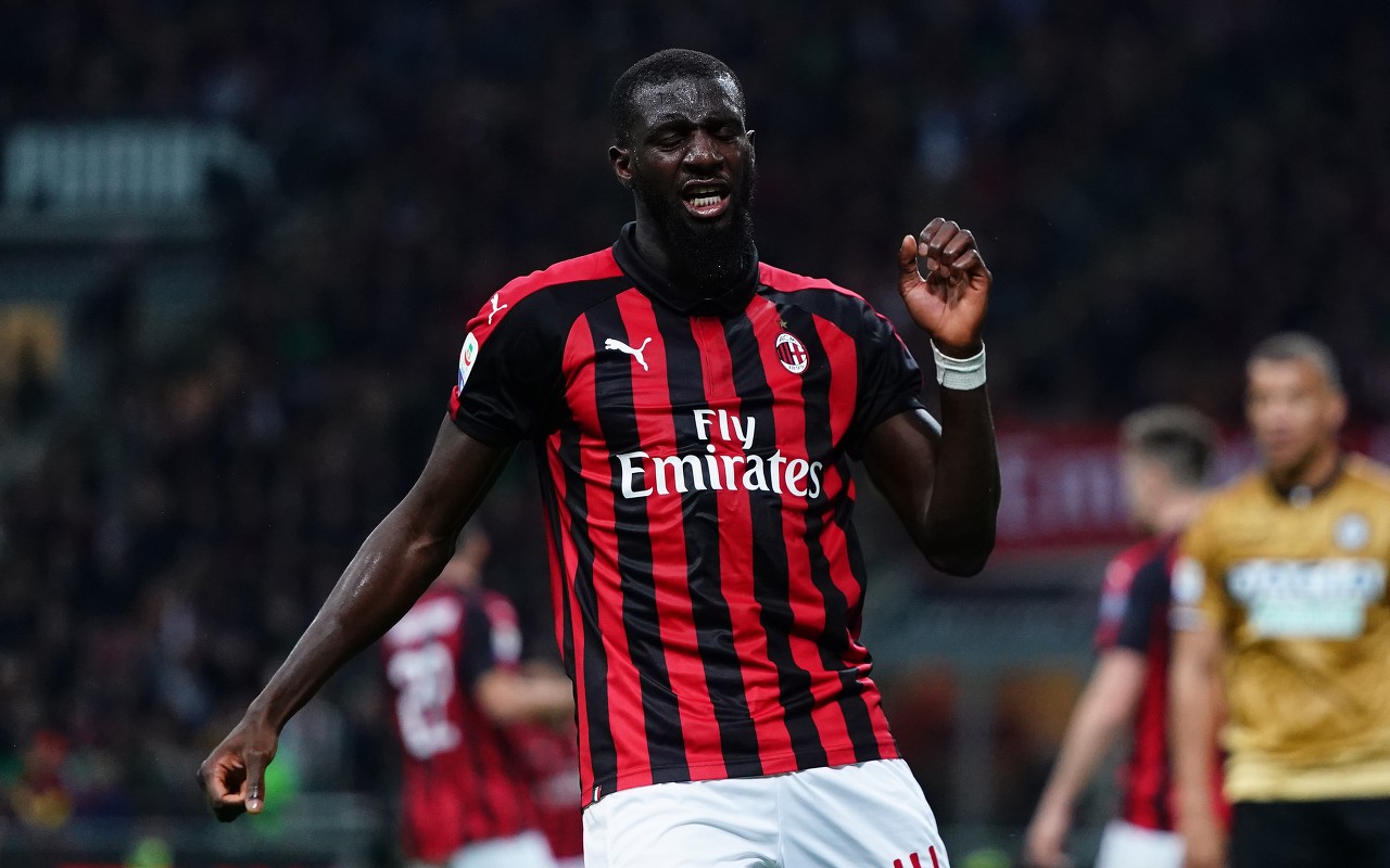 在与加图索达成执教协议后，瓦伦西亚有意引进巴卡约科