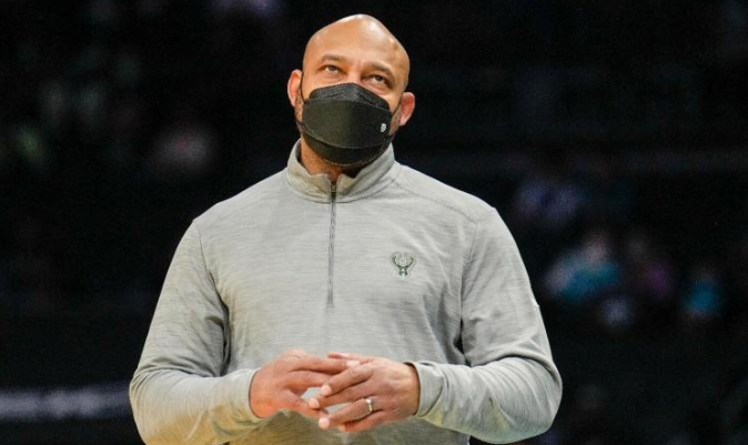 前雄鹿队记：哈姆深受球员们尊重和喜爱 布登霍尔泽会想念他的