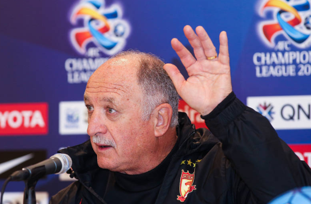 只差一厘米？国足原本能够进军世界杯！斯科拉里执教被拒绝！