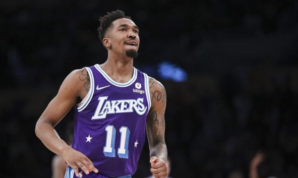 湖人很有兴趣留下蒙克 不过取决于市场和其他侧翼球员质量