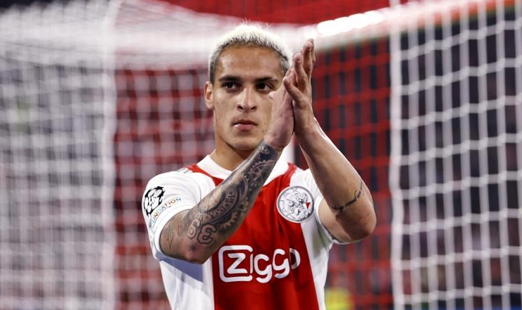 罗马诺：安东尼想要加盟曼联，阿贾克斯正等待新的报价