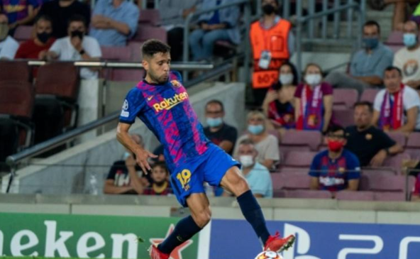 巴萨官网纪念阿尔巴一线队生涯十周年：他是球队成功的关键