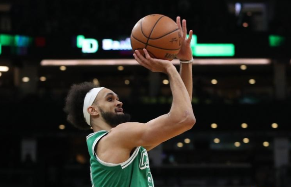 怀特：勇士会互相协防 所以我们突破时要做出正确的决策并多传球