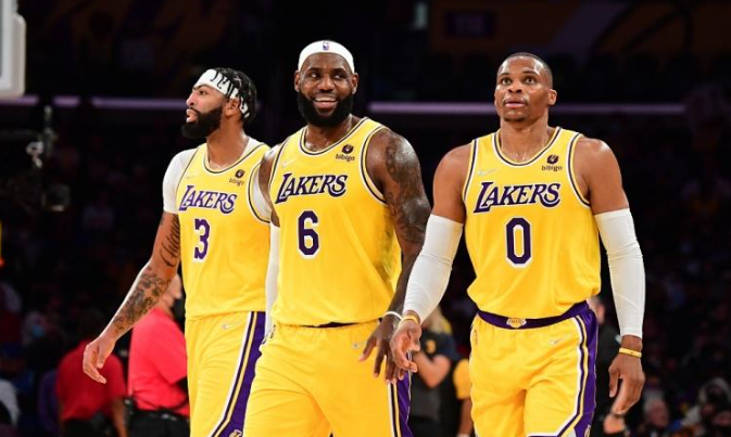 哈姆：詹眉威休赛期都很忙 但我需要他们时他们都在