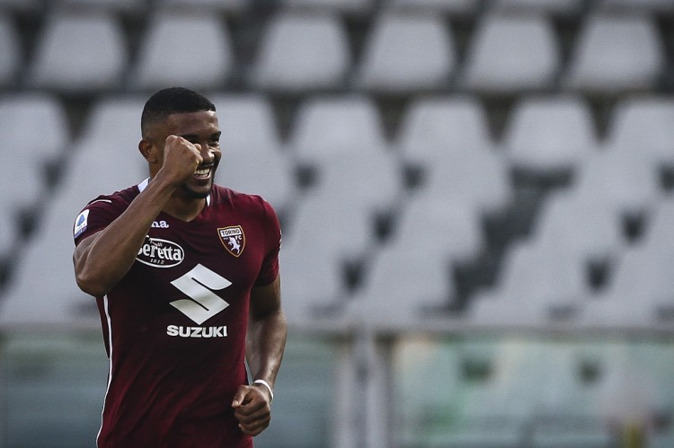 都灵更想出售布雷默给米兰，并希望米兰在交易中加入波贝加