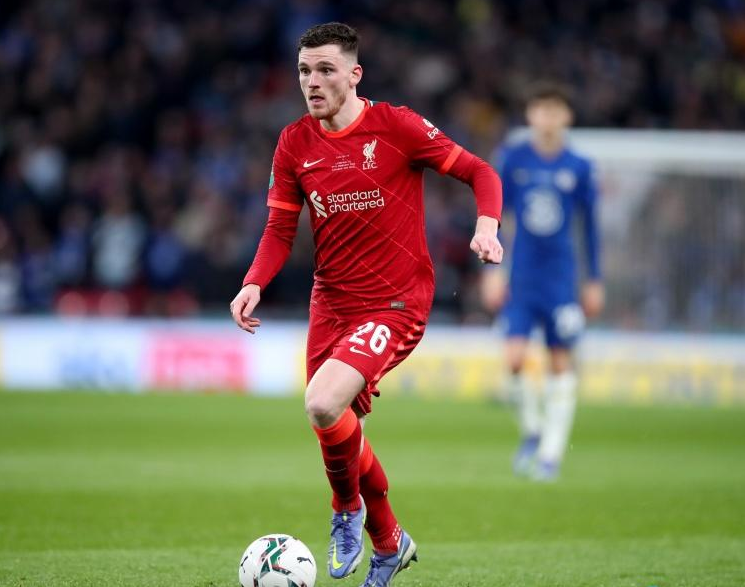 罗伯逊：努涅斯训练中看起来很好 我们想感受举起奖杯的感觉