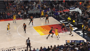 36岁魔兽13中9砍下20+10 实在是尽力了