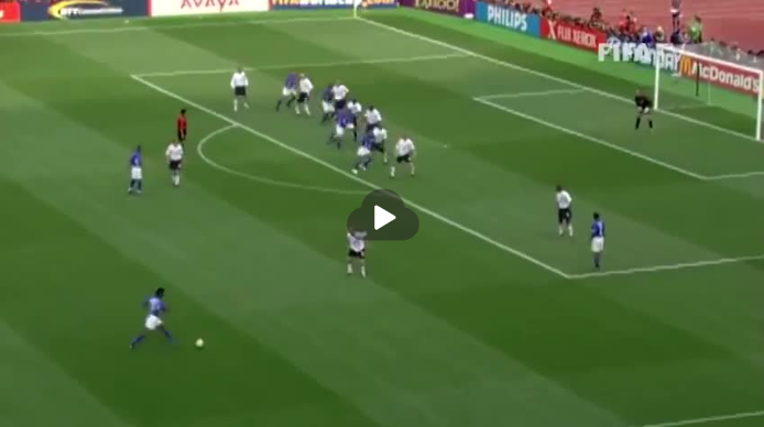 2002骞寸殑浠婂ぉ锛氫笘鐣屾澂馃嚙馃嚪缃楃撼灏旇开灏煎ゥ澶╁椋炰粰鍚婂皠