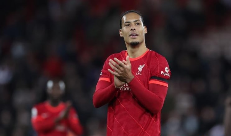 范迪克：我不想说自己是世界最佳后卫，但配得上加盟利物浦