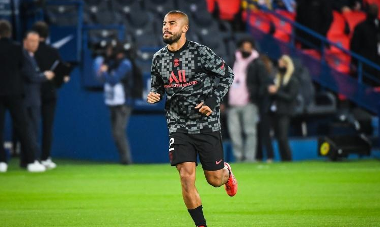 拉菲尼亚将与巴黎解约再加盟特拉布宗，巴萨拿不到二转分成