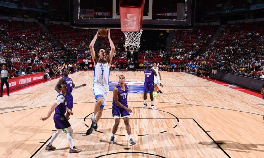 雷迪克：霍姆格伦有点像年轻时候的字母哥 他们都是独一无二的