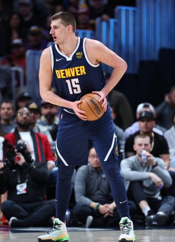 考辛斯：约基奇可能是威少外最不被尊重的MVP