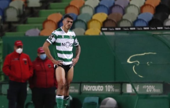 拜仁有意引进葡萄牙体育22岁右后卫佩德罗-波罗