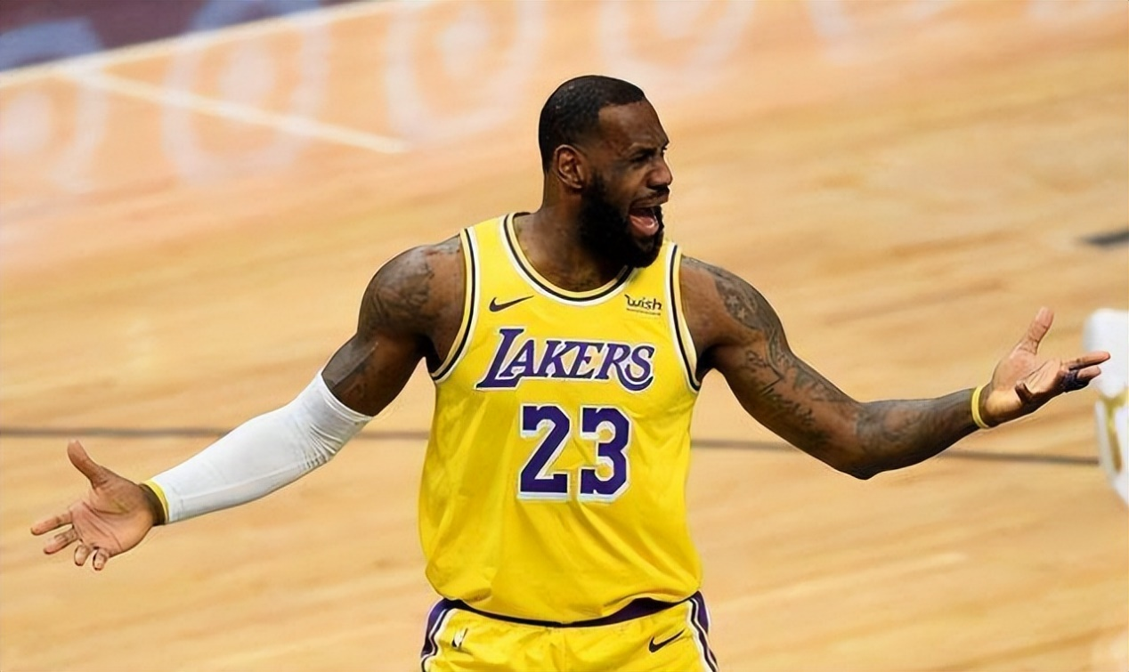 休赛期流言飞起 湖人下赛季面对多重考验 威少、詹姆斯仍处舆论中心