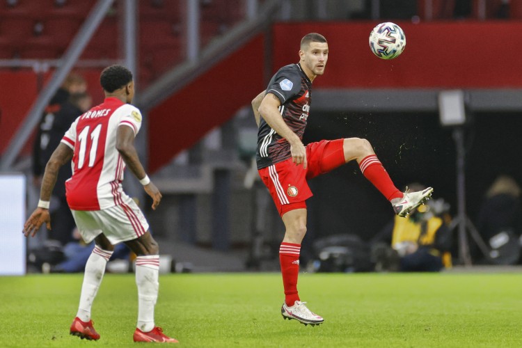 伯恩茅斯接近签下塞内西，罗马转换目标尝试签下扎加杜