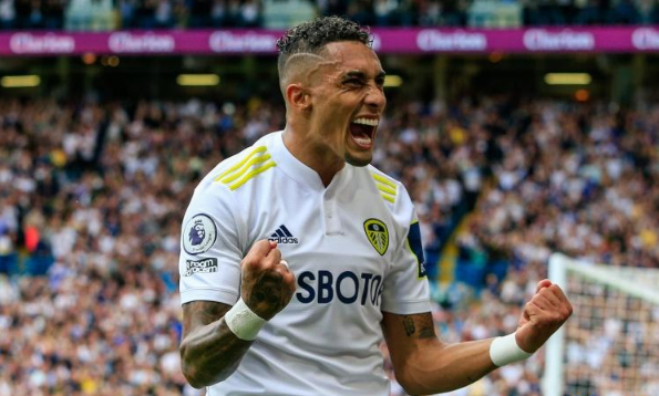 罗马诺：巴萨与拉菲尼亚谈妥5年合同，利兹联坚持要价5500万