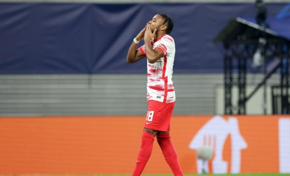 恩昆库：有些球队对我感兴趣不是秘密，需要为世界杯认真考虑未来