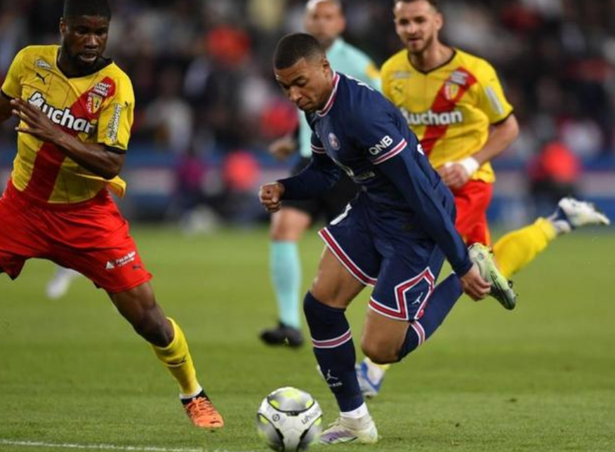 巴黎圣日耳曼主场爆大冷，以1-1被朗斯逼平