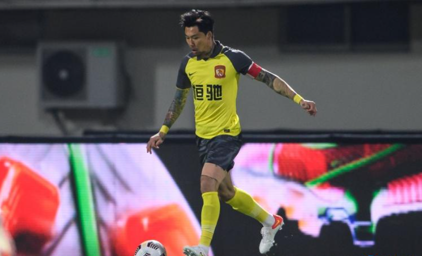 张琳芃合同平行转移至海港？足协相关文件中已有规定