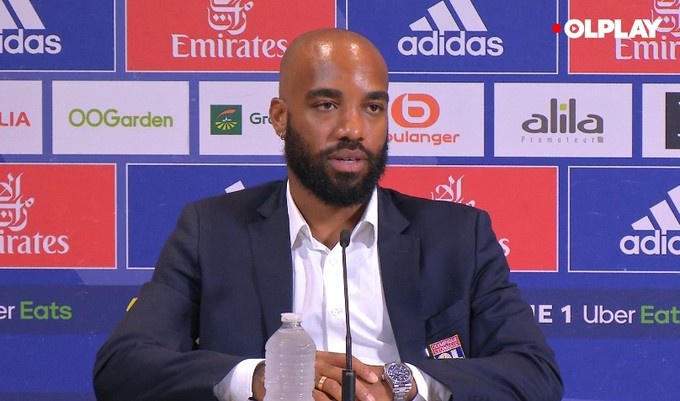 拉卡泽特：在枪手我的领导力得到了加强，下赛季会尽全力帮助里昂