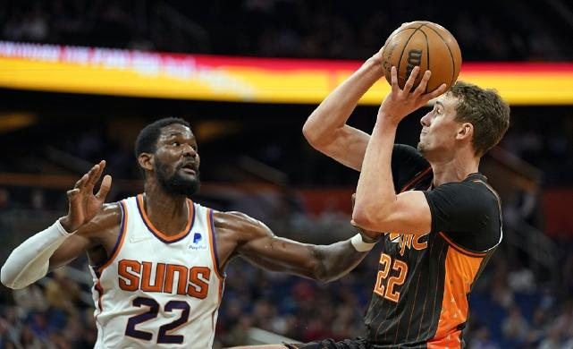 太阳两大主力缺赛 全队全员皆兵客场击败魔术