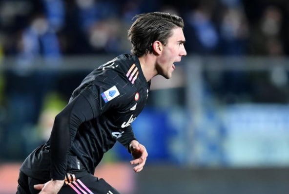 黄潜后卫阿尔比奥尔谈尤文前锋弗拉霍维奇很优秀