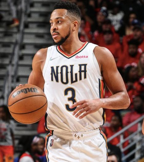 鹈鹕3人20+淘汰马刺！詹皇再躺枪