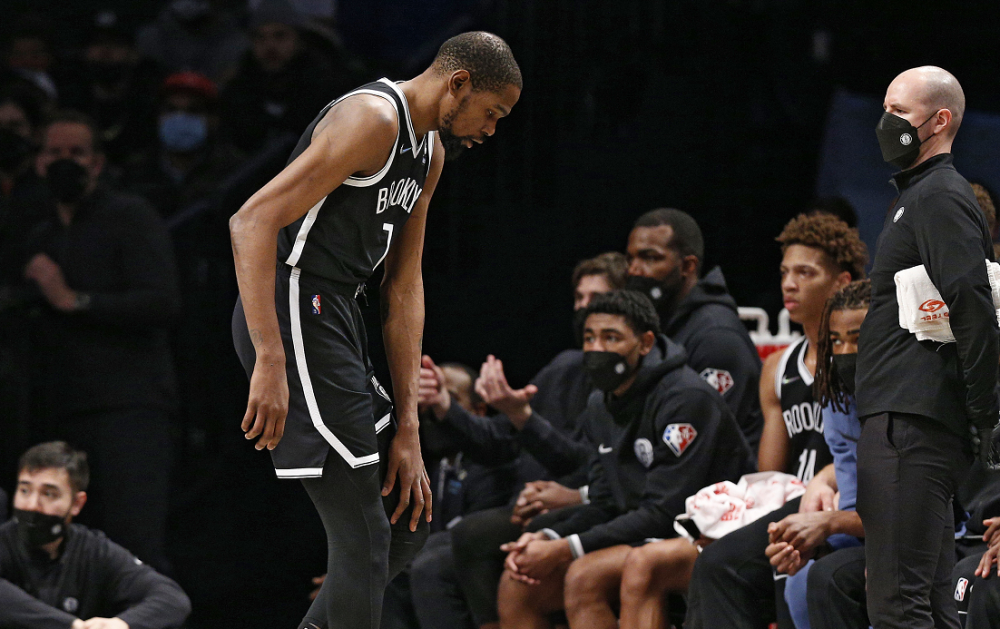 危急时刻 纳什单独找杜兰特欧文谈话 篮网0-2落后的情况如何破局