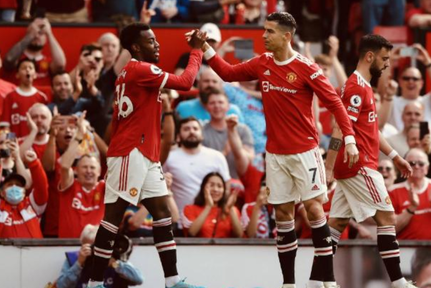 英超回顾：曼联主场对阵诺维奇，以3-2险胜对手