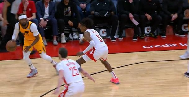 NBA回顾：米切尔大显神威，37分爵士加时胜火箭