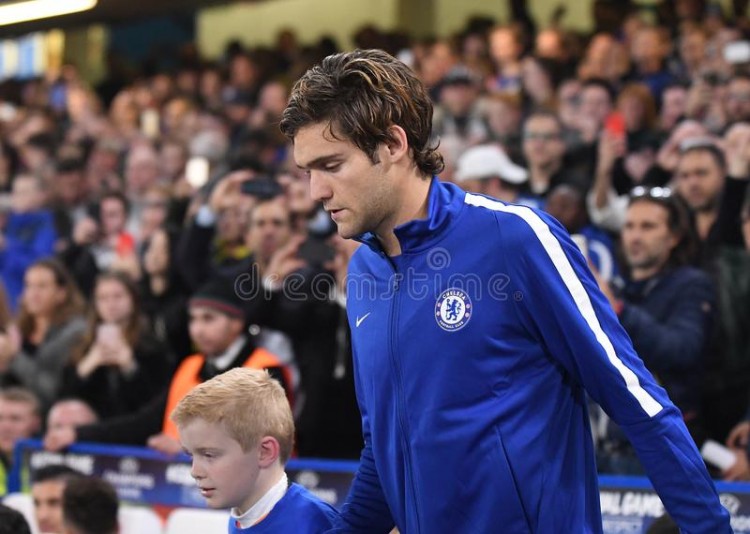 巴萨去年曾想低价签马科斯-阿隆索，如今依然对球员感兴趣