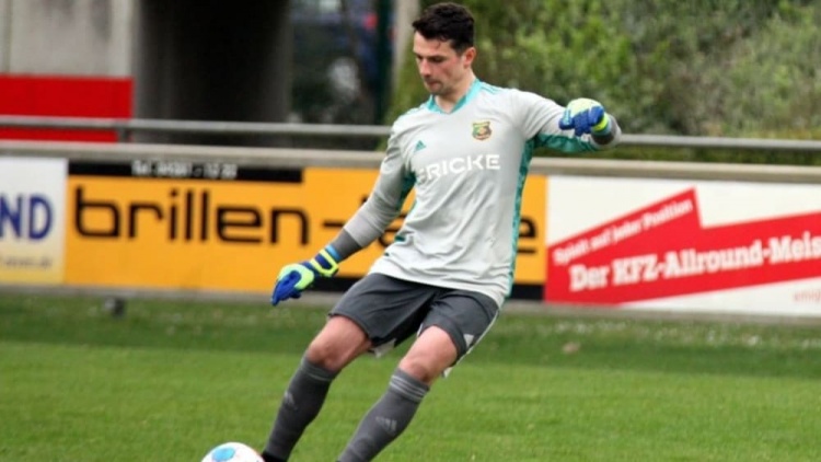 德国州级联赛门将4月斩获两球，当选球队月最佳射手