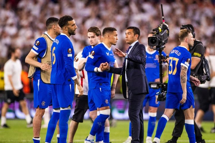 流浪者主场3-0翻盘圣吉罗斯，总比分3-2进入欧冠附加赛