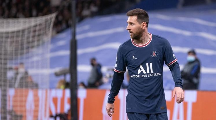 梅西有时希望明确场上位置，波帅更多将其视作组织核心