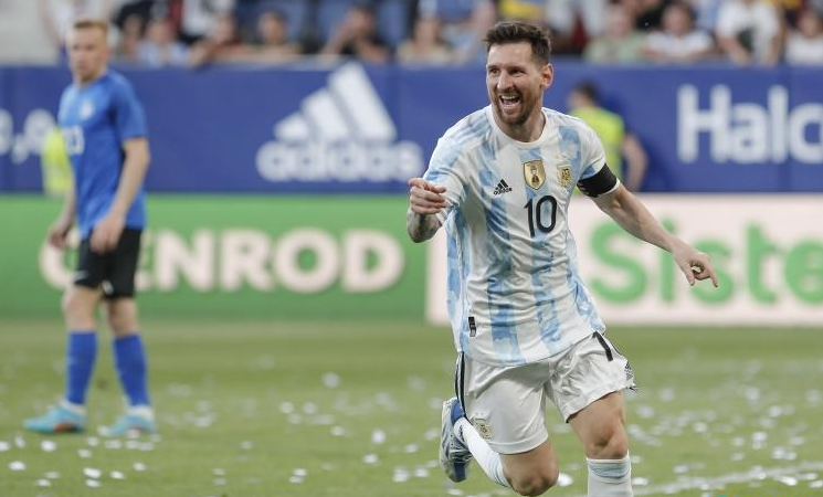 塔利亚菲科：梅西是历史最佳 阿根廷要准备好应对世界杯的困难