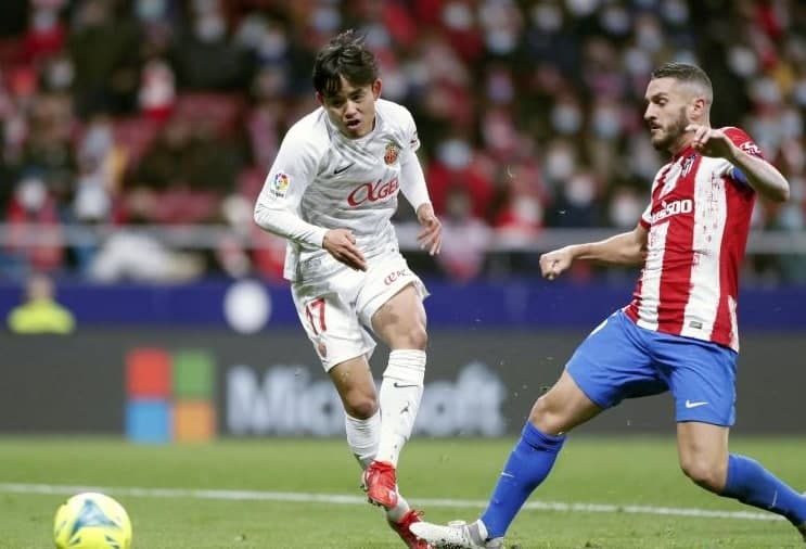 马洛卡主帅：久保建英训练时无精打采的，他因此被移出首发名单