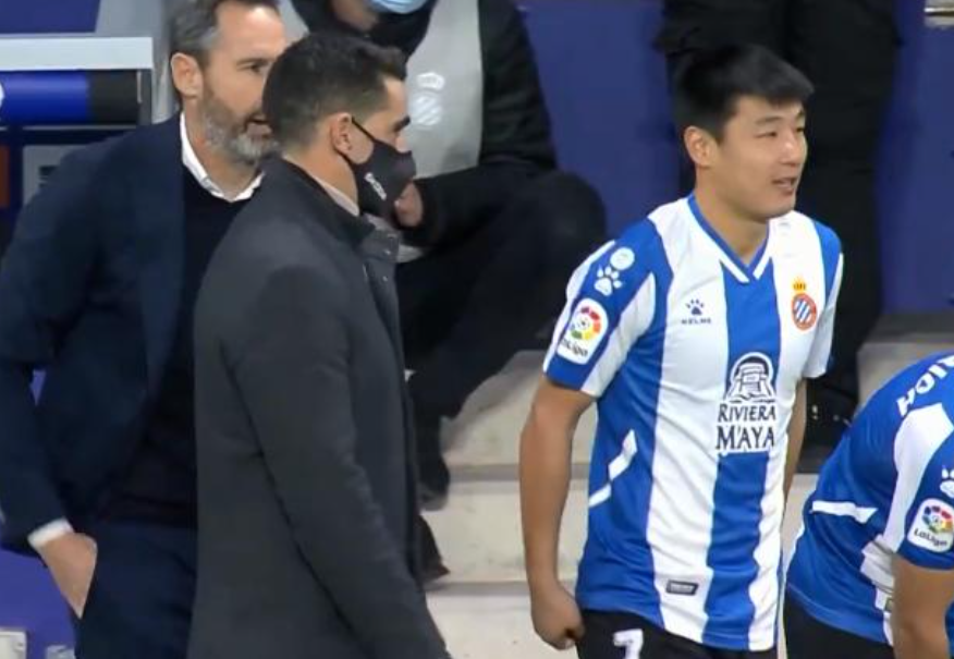 中国球迷围攻西班牙人官博：炮轰莫雷诺下课