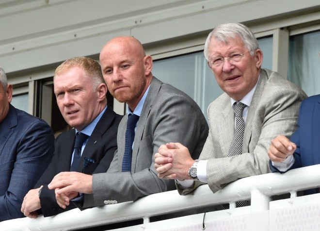 甯堝緬鎯呮繁锛佸紬鏍兼．涓庢柉绉戝皵鏂€佸反鐗圭瓑92鐝垚鍛樹竴璧风湅璧涢┈馃惔姣旇禌