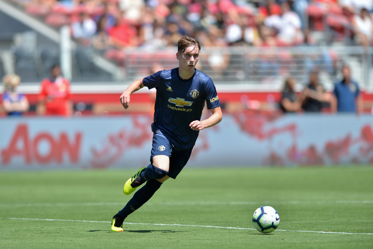 英超多家球队有意曼联中场加纳，南安普顿成为其中的领跑者