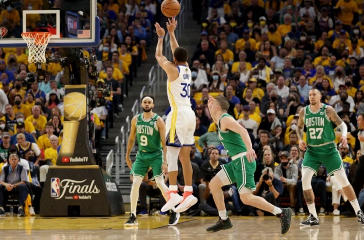 库里的2022年总决赛，是何等的历史级水准