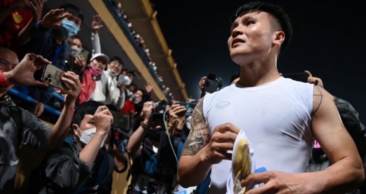 阮光海哽咽告别越南球迷：希望尽快适应新球队，展现自己的能力