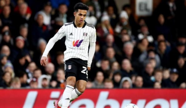 利物浦在小将卡瓦略的争夺中领先皇马，他们已和球员谈妥