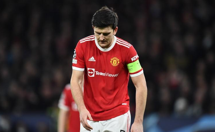 马奎尔本场数据：3次赢得球权，3次头球解围，2次阻挡射门