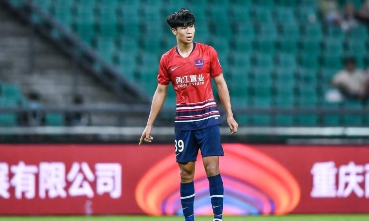 重庆两江竞技队后卫张翔、前锋邓佳星加盟江西北大门